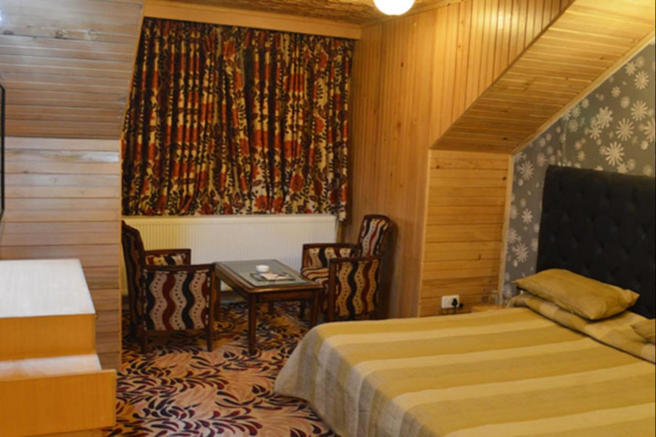 Hotel Hilltop Gulmarg JAMMU AND KASHMIR Bagian luar foto