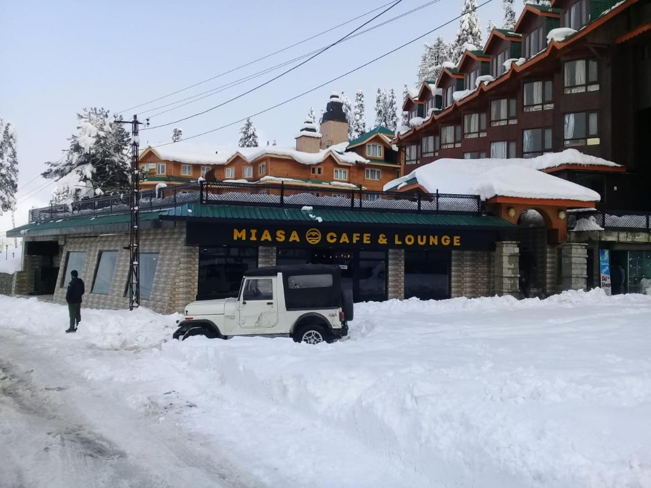 Hotel Hilltop Gulmarg JAMMU AND KASHMIR Bagian luar foto
