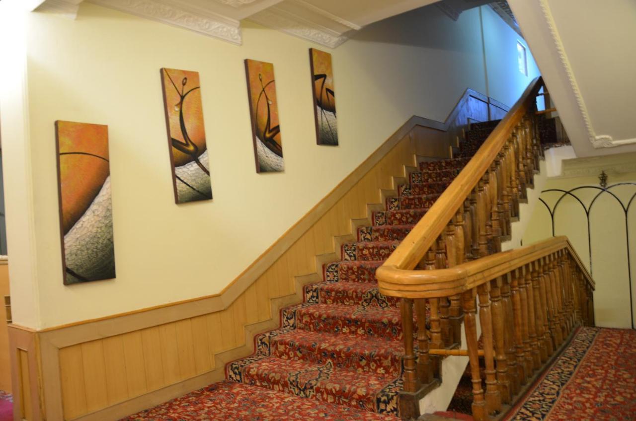 Hotel Hilltop Gulmarg JAMMU AND KASHMIR Bagian luar foto